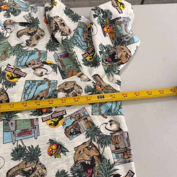 Jurassic Park Universal Studios Dino Print Short Sleeve Button Up Shirt Mens XXL - Picture 8 of 9